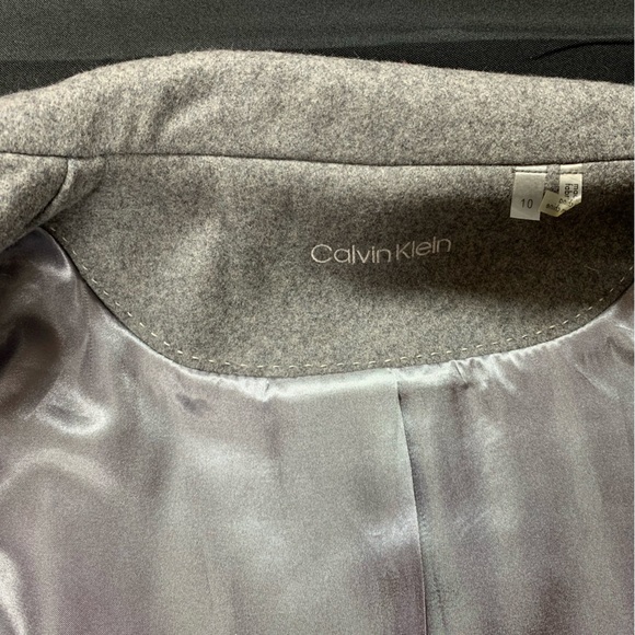 Calvin Klein Size 10 Double Breasted Skirted Coat. Grey. Like New. - Picture 6 of 8
